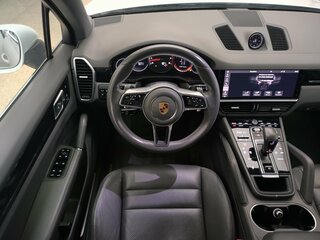 2020 Porsche Cayenne III, белый, 6200000 рублей, вид 3