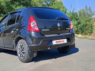 2011 Renault Sandero I, красный, 450000 рублей, вид 2