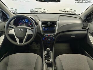 2011 Hyundai Solaris I, серебристый, 759000 рублей, вид 4