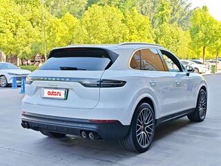 2021 Porsche Cayenne E-Hybrid Coupé III, белый, 6896572 рублей, вид 4