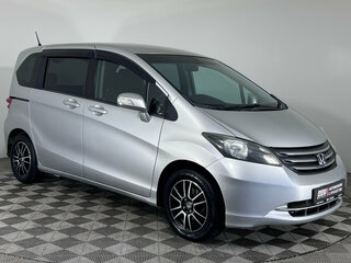 2011 Honda Freed I, серебристый, 935000 рублей, вид 3