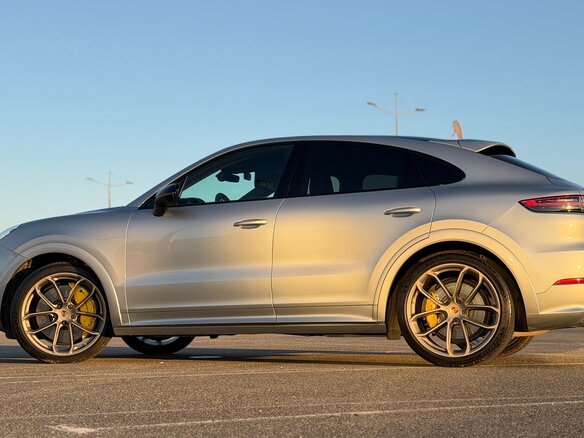 2019 Porsche Cayenne S Coupé III, серый, 8500000 рублей - вид 23