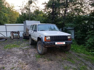 1993 Jeep Cherokee II (XJ), белый, 350000 рублей, вид 1
