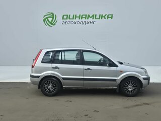 2007 Ford Fusion I Рестайлинг, серебристый, 322000 рублей, вид 4