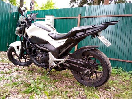 2012 Honda NC 700S, белый, 550000 рублей, вид 2