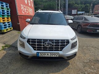 2023 Hyundai Venue I, белый, 1641000 рублей, вид 2