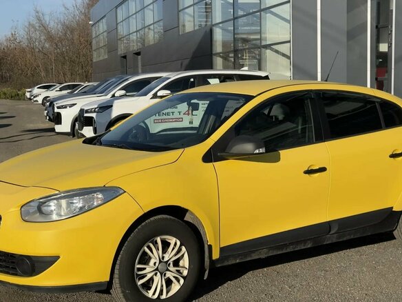 2012 Renault Fluence I, жёлтый, 350000 рублей