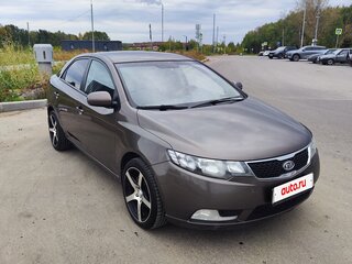 2013 Kia Cerato 6-speed II, коричневый, 695000 рублей, вид 2