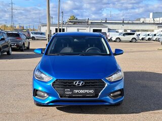 2018 Hyundai Solaris II, синий, 1320000 рублей, вид 2