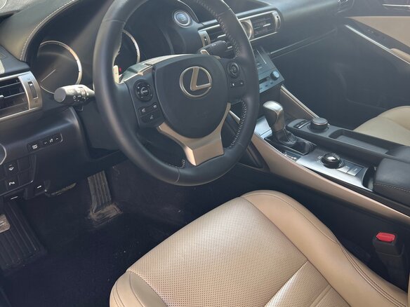 2014 Lexus IS 250 III, красный, 2500000 рублей - вид 6