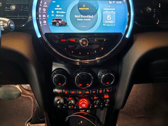 2021 Mini Hatch Cooper III (F55/F56) Рестайлинг 2, чёрный, 2300000 рублей - вид 11