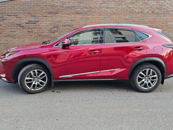 2019 Lexus NX 200 I Рестайлинг, красный, 3650000 рублей - вид 11