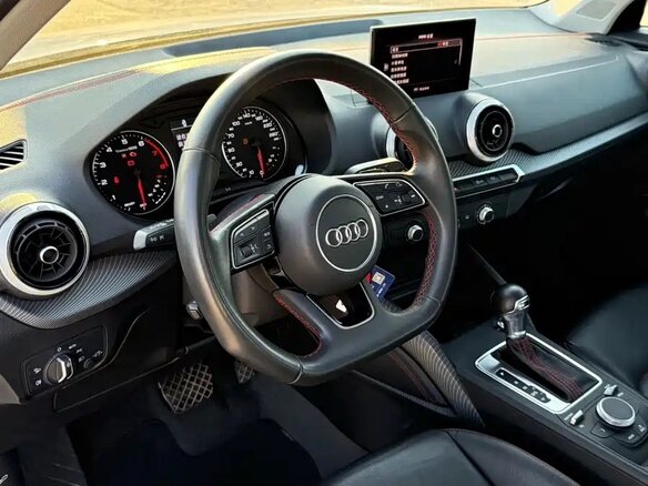 2023 Audi Q2 L 35 TFSI I Рестайлинг, белый, 1870000 рублей - вид 6