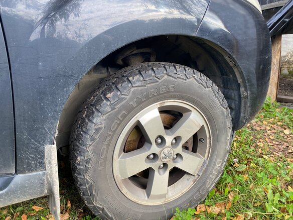 2008 Peugeot 4007, чёрный, 800000 рублей - вид 9