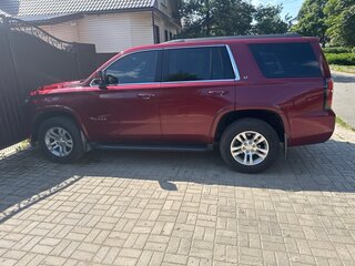 2016 Chevrolet Tahoe IV, красный, 2900000 рублей, вид 2