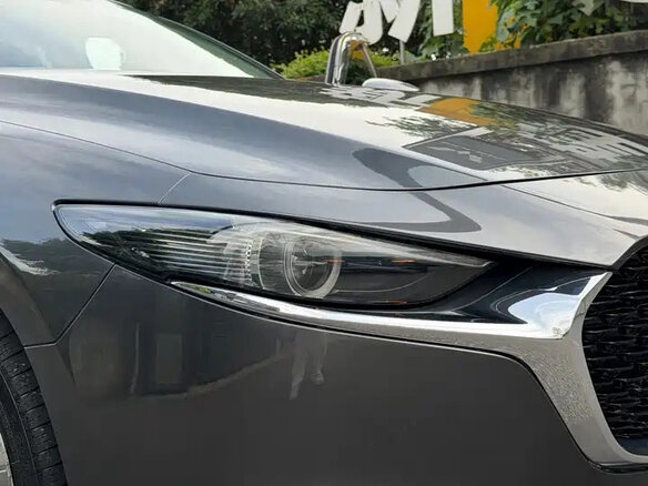 2022 Mazda 3 Axela IV (BP), серый, 1185000 рублей - вид 12