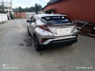 2019 Toyota C-HR I Рестайлинг, серебристый, 2100000 рублей, вид 3