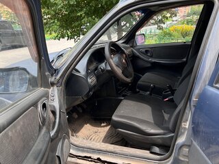 2010 Chevrolet Niva I Рестайлинг, серый, 310000 рублей, вид 3