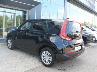 2021 Kia Soul III, чёрный, 1350000 рублей, вид 4