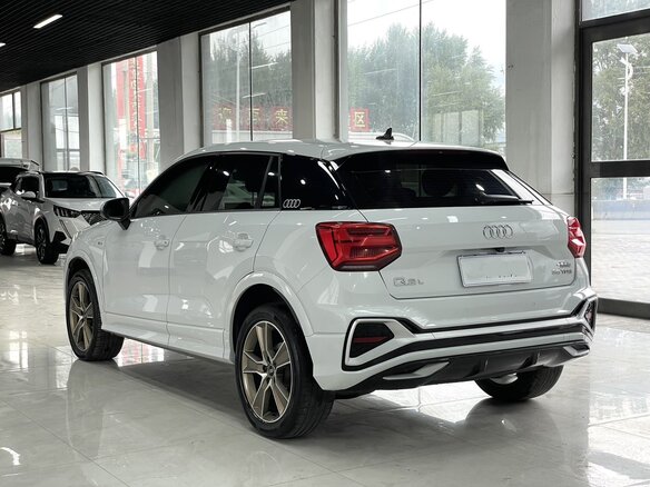 2022 Audi Q2 L 35 TFSI I Рестайлинг, белый, 2007032 рублей - вид 2