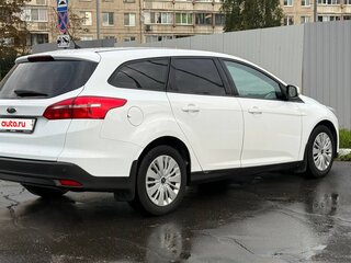2016 Ford Focus III Рестайлинг, белый, 740000 рублей, вид 4