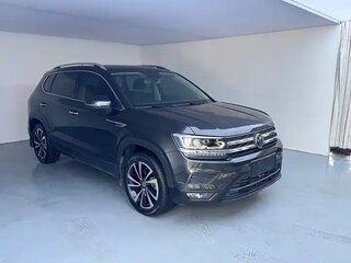 2022 Volkswagen Tharu I, серый, 1900000 рублей, вид 3