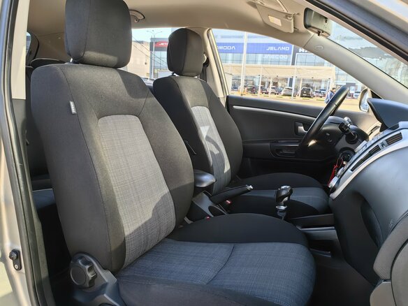 2010 Kia Ceed I Рестайлинг, серебристый, 620000 рублей - вид 6