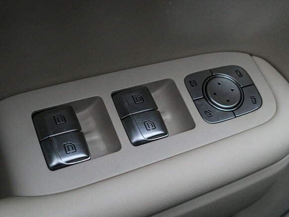 2024 Li Auto (Lixiang) L7 42.8 kWh I Рестайлинг, зелёный - вид 16