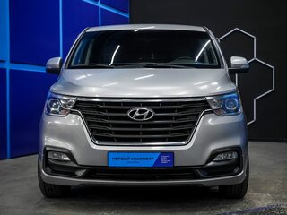 2018 Hyundai H-1 II Рестайлинг 2, серый, 2500000 рублей, вид 4