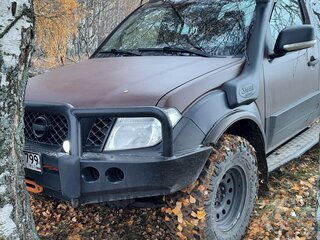 2010 Nissan Navara (Frontier) III (D40) Рестайлинг, коричневый, 1500000 рублей, вид 1