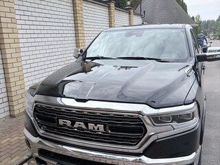 2022 Ram 1500 Quad Cab V, чёрный, 7000000 рублей, вид 1