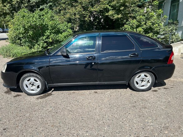 2011 Lada (ВАЗ) Priora I, чёрный, 200000 рублей - вид 1