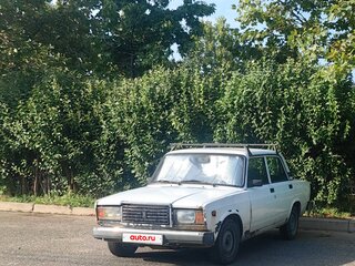 2006 Lada (ВАЗ) 2105, белый, 140000 рублей, вид 1