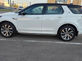 2019 Land Rover Discovery Sport I Рестайлинг, белый, 3050000 рублей, вид 3