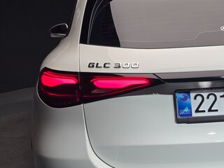 2026 Mercedes-Benz GLC 300 II (X254), белый, 7800000 рублей, вид 5