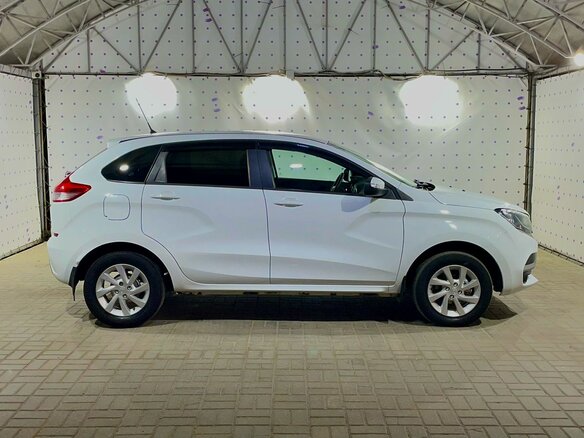 2018 Lada (ВАЗ) XRAY I, белый, 945000 рублей - вид 3