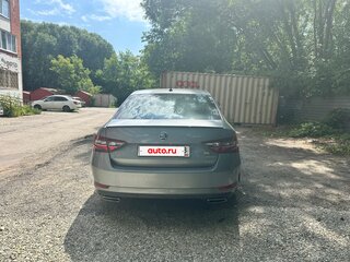 2017 Skoda Superb III, серый, 1700000 рублей, вид 3
