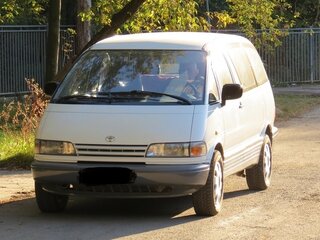 1991 Toyota Previa I (XR10, XR20), белый, 790000 рублей, вид 2