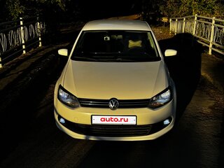 2013 Volkswagen Polo V, белый, 642000 рублей, вид 3