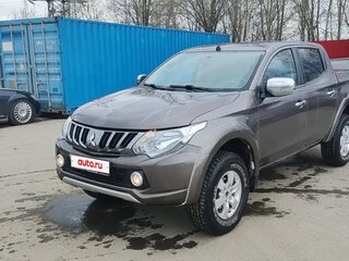 2018 Mitsubishi L200 V, коричневый, 2500000 рублей, вид 1