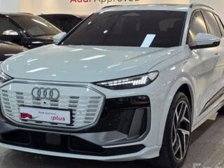 2025 Audi Q6 e-tron, белый, 8400000 рублей, вид 5