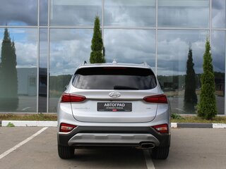 2019 Hyundai Santa Fe IV, серебристый, 2350000 рублей, вид 5