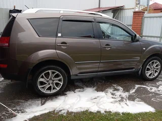2010 Citroen C-Crosser, коричневый, 880000 рублей, вид 4