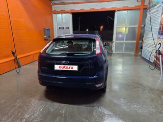 2009 Ford Focus II Рестайлинг, синий, 550000 рублей, вид 3