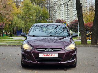 2013 Hyundai Solaris I, фиолетовый, 640000 рублей, вид 4