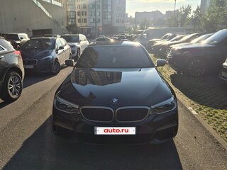 2018 BMW 5 серии M550i xDrive VII (G30/G31/G38), серый, 6500000 рублей, вид 1