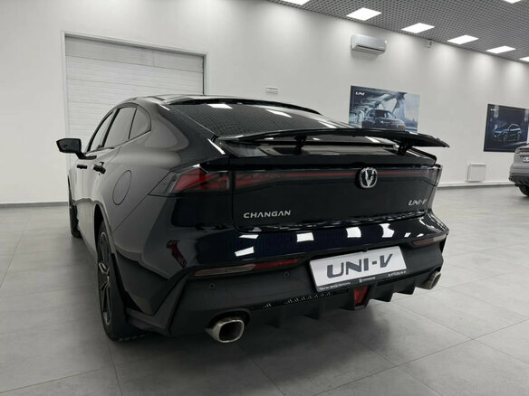 2024 Changan UNI-V I, чёрный, 3329900 рублей - вид 10