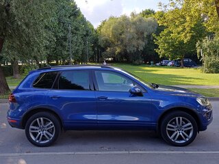 2015 Volkswagen Touareg II Рестайлинг, синий, 2350000 рублей, вид 2