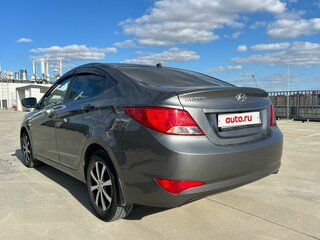 2014 Hyundai Solaris I Рестайлинг, серый, 610000 рублей, вид 3