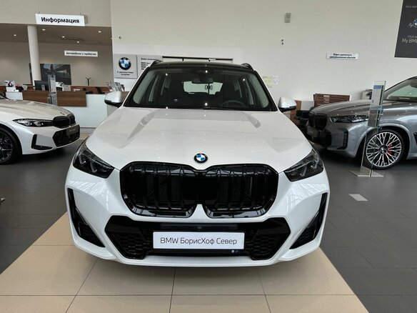 2026 BMW X1 Long 25Li xDrive III (U11/U12), белый, 5950000 рублей - вид 1